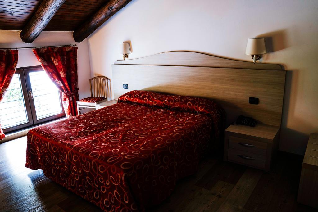 Agriturismo Cascina del Vai Cairo Montenotte Exterior foto